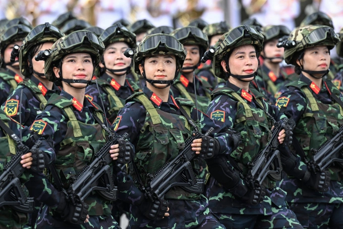 Các quân nhân chuẩn bị cho lễ diễu binh diễu hành 80 năm Quốc khánh hôm 5/8. Ảnh: Giang Huy